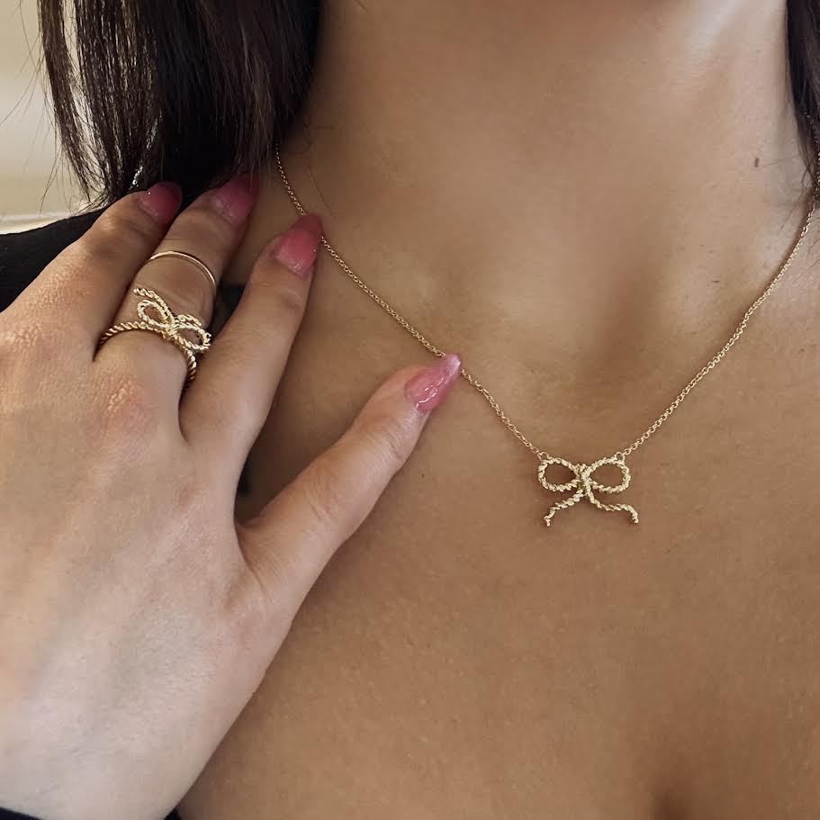 'Bow' Ring