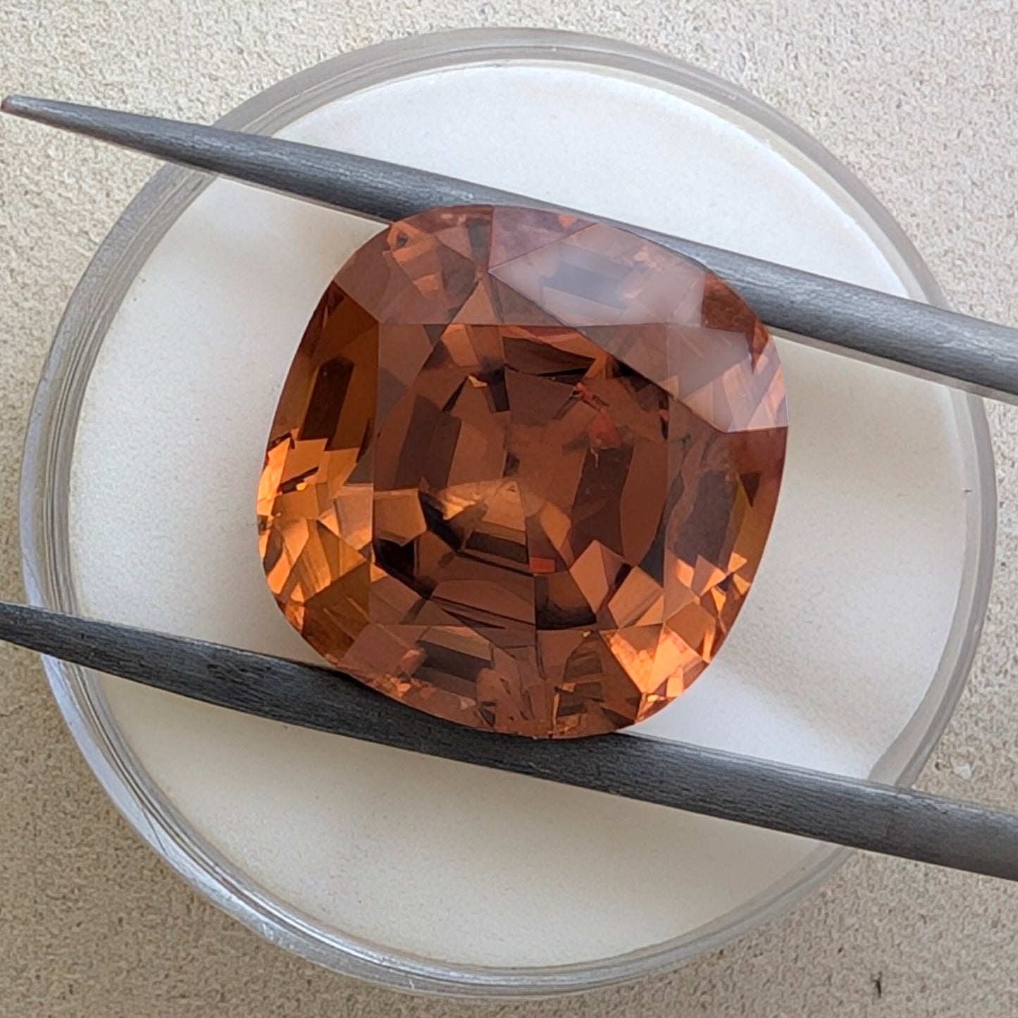 Cushion Zircon, 19.24cta