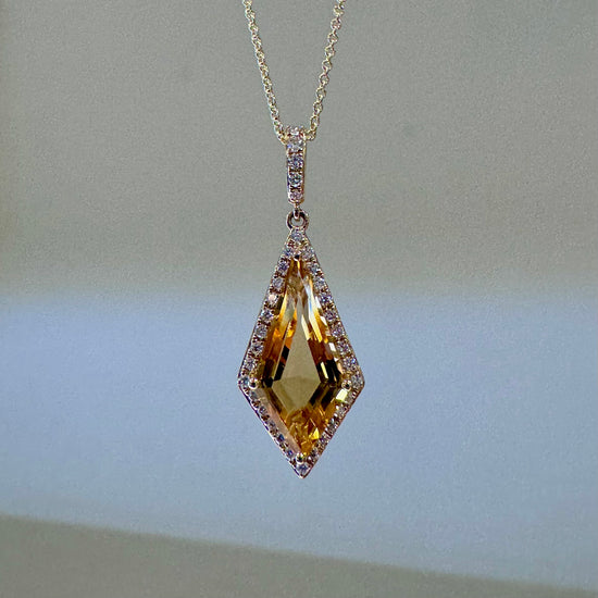 Kite Halo Pendant