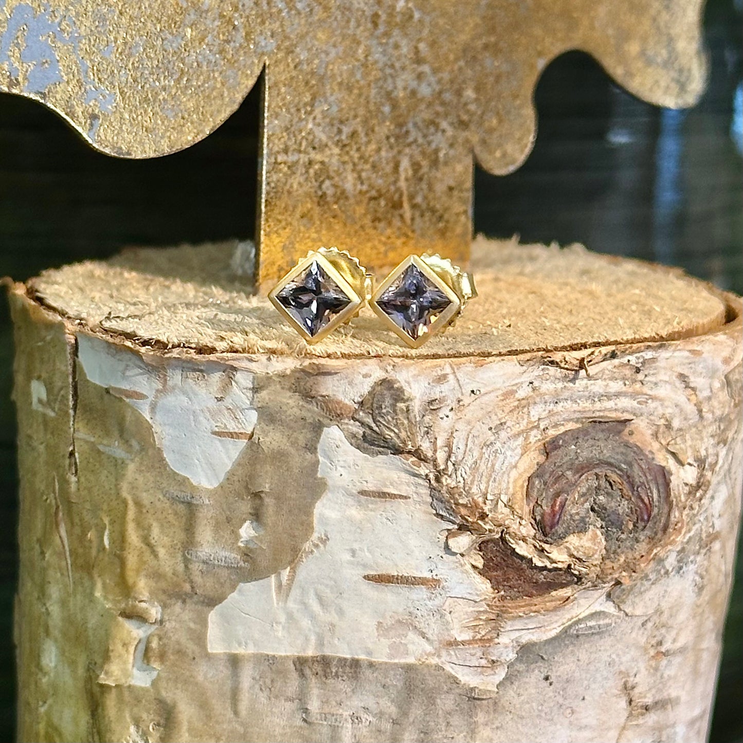 Grey Spinel Bezel Studs