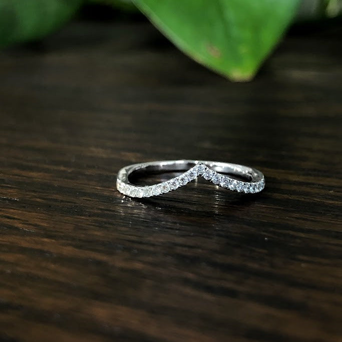 "Gigi" Chevron Diamond Band