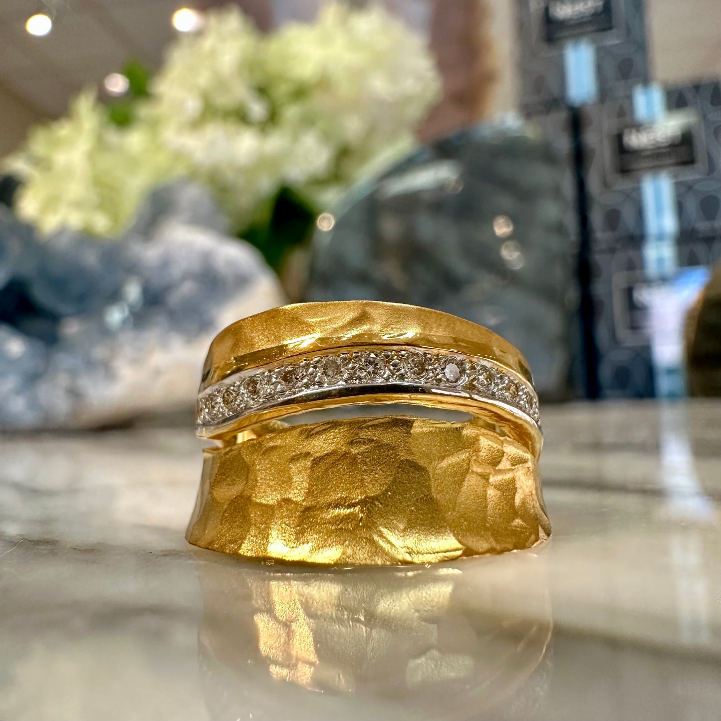 "Gallery" Wave Ring