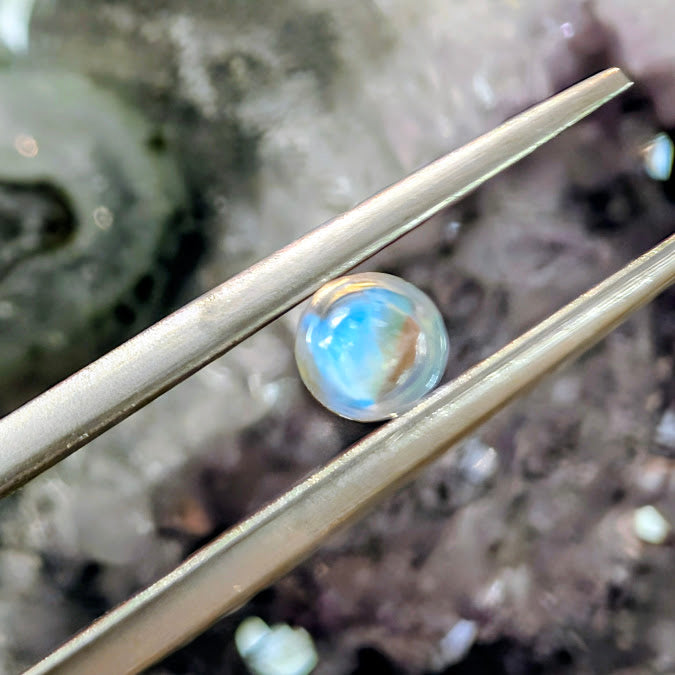 Rainbow Moonstone, 0.30cts