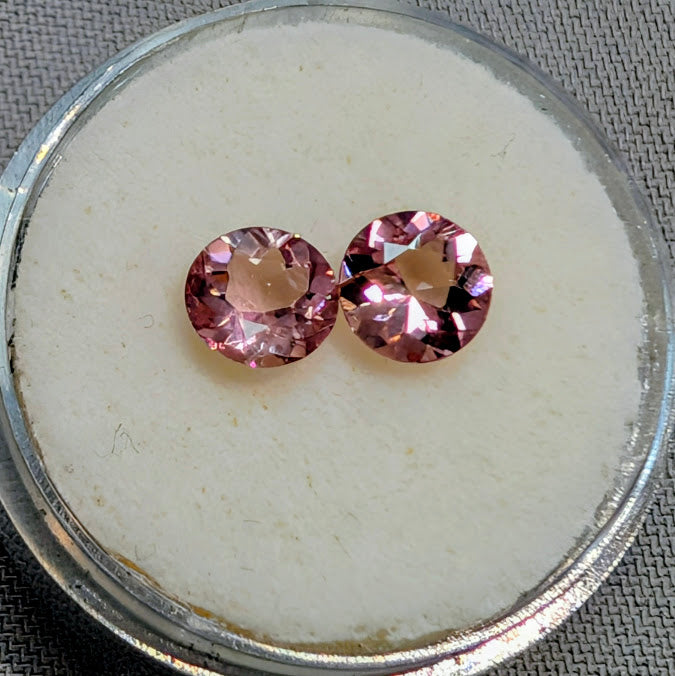 Pink Tourmaline, 2=1.32cts