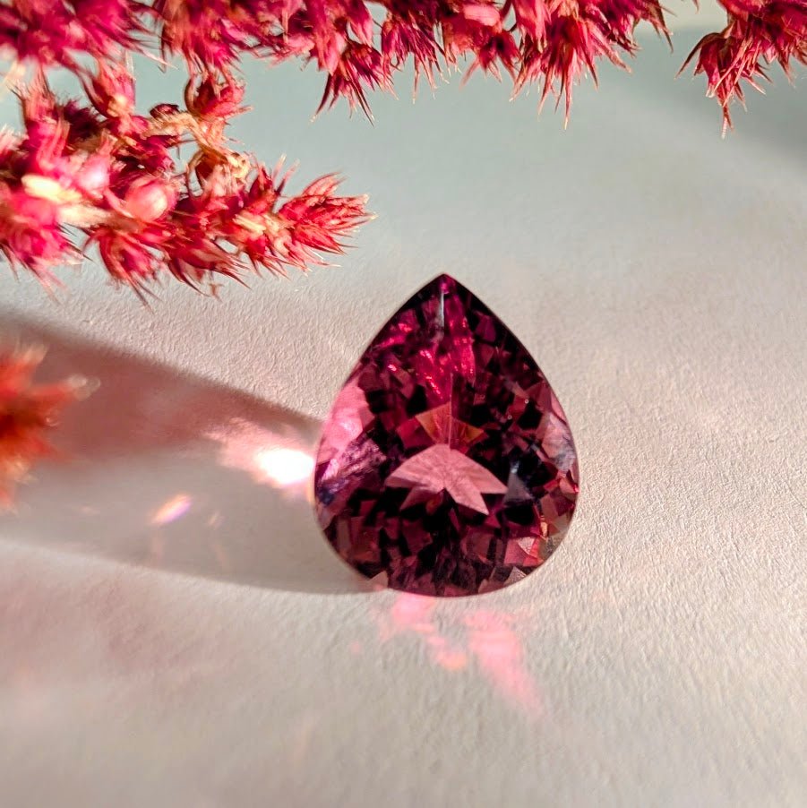 Pear Pink Tourmaline, 4.56cts
