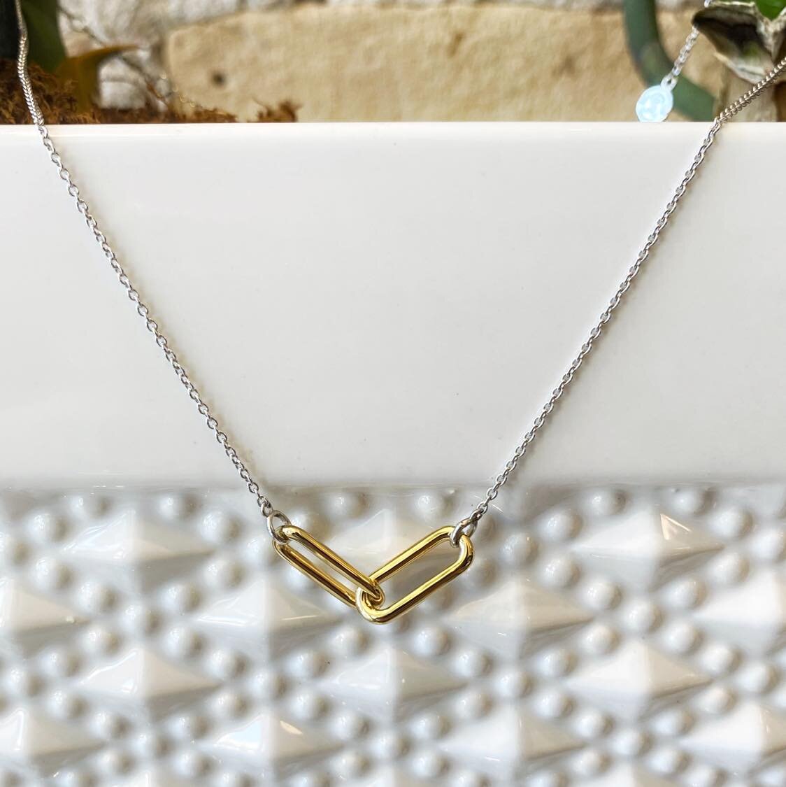 Paperclip Link Center Necklace
