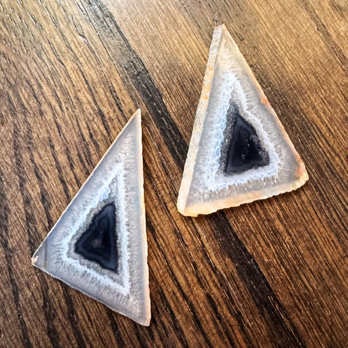 Light Neutral Polyhedral Agate