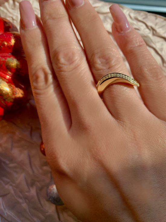 Mobius Ring
