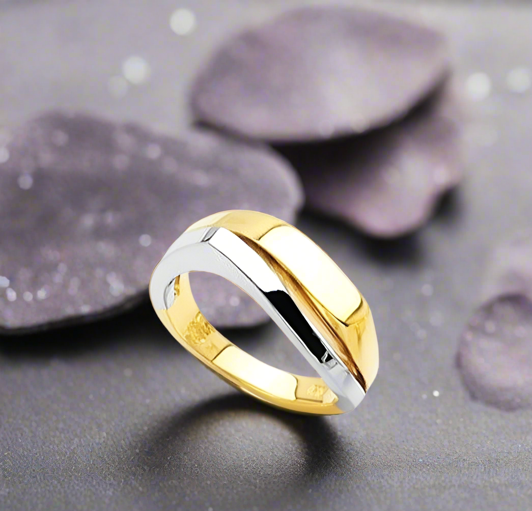"Wave" Square Edge Ring