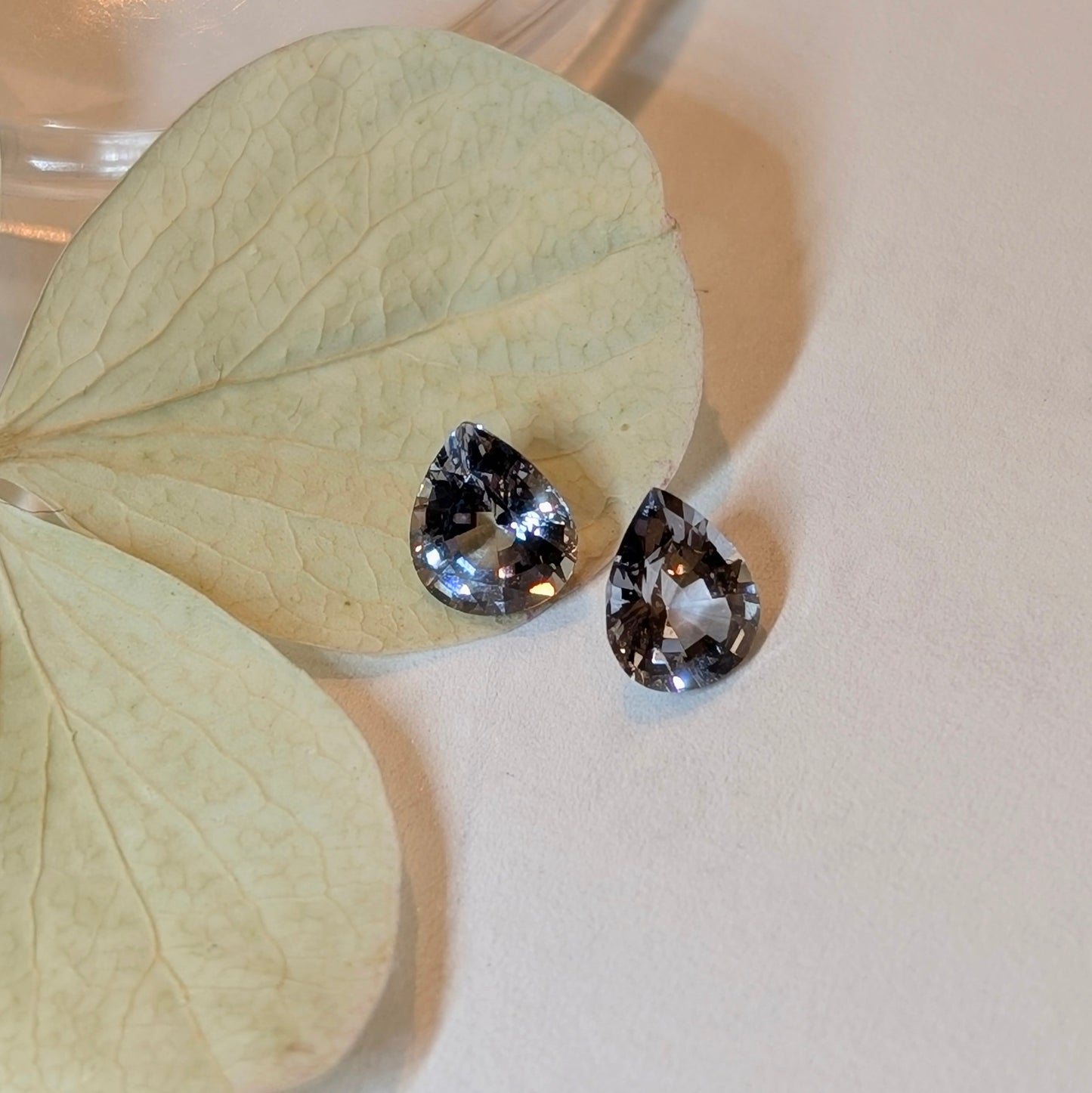 Grey Spinel Pair  2=0.82ct