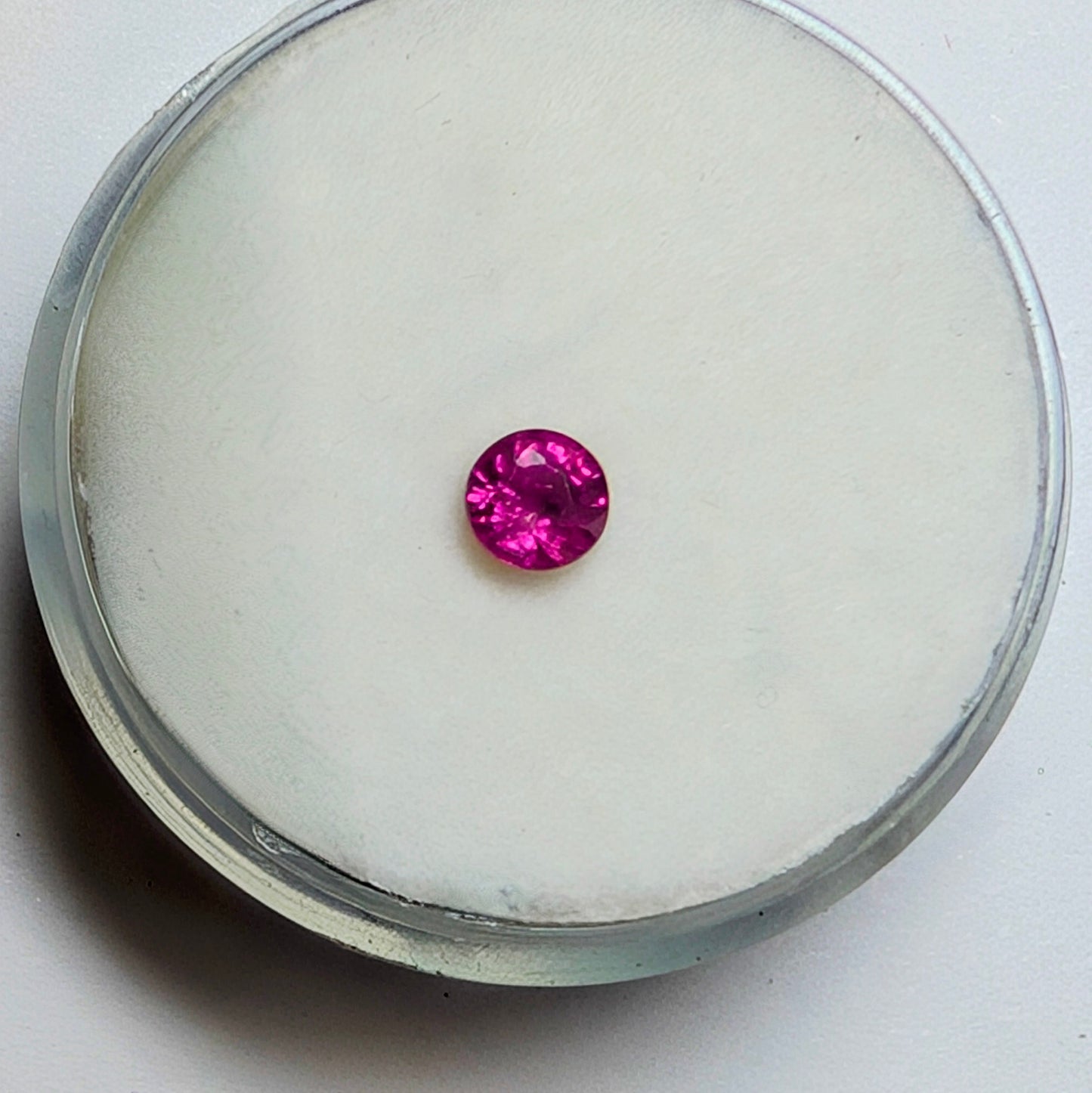 Ruby Small Round (3.5 to 4mm)