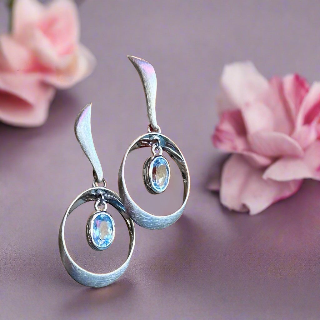 "Bubble" Blue Topaz Earring