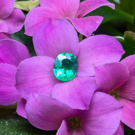 Emerald Oval, 0.32cts