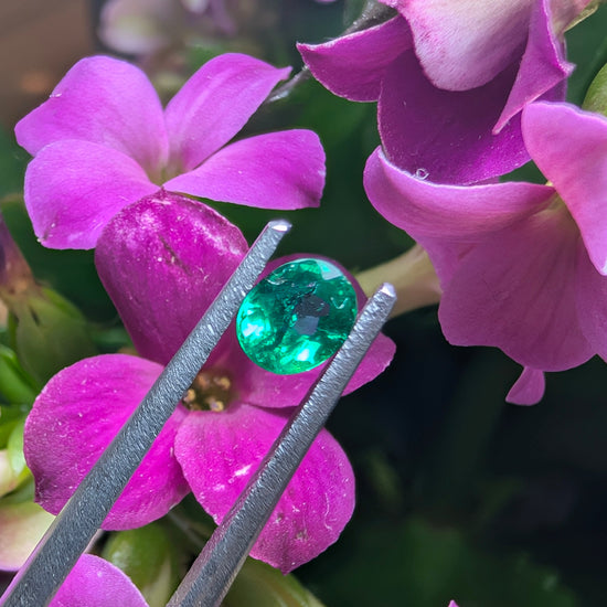 Emerald Oval, 0.32cts