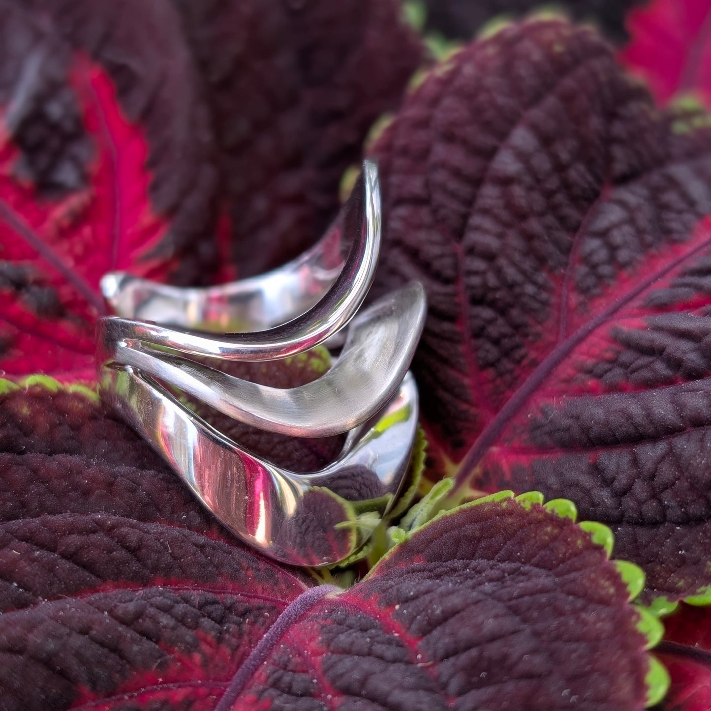 “Swan” Ring
