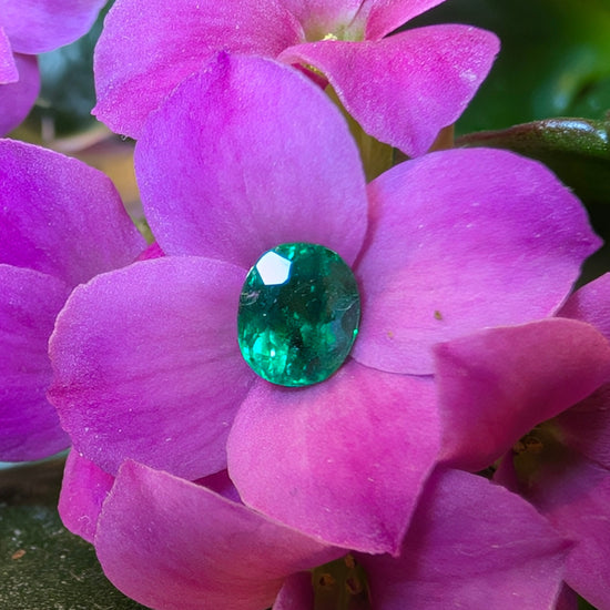 Emerald Oval, 0.32cts