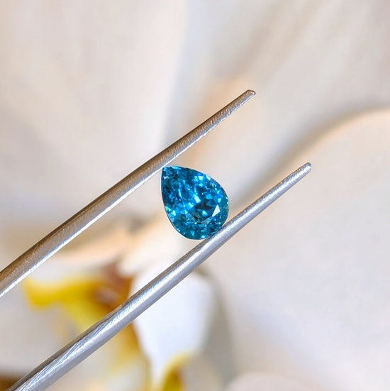Pear Blue Zircon, 2.00cts