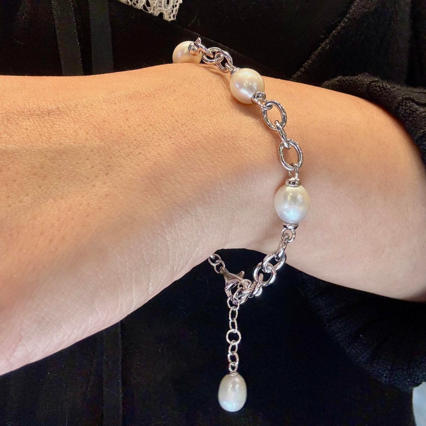 Chain Link Pearl Bracelet